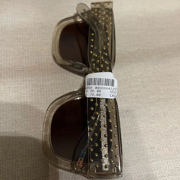 I-SEA x Anthropologie Jolene Sunglasses In Gold Stud I-SEA x Anthropologie Jolene Polarized Sunglasses  main image 2